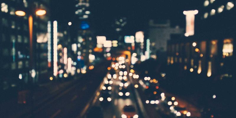 破局之道：企业管理数字化转型的三大路径与核心挑战